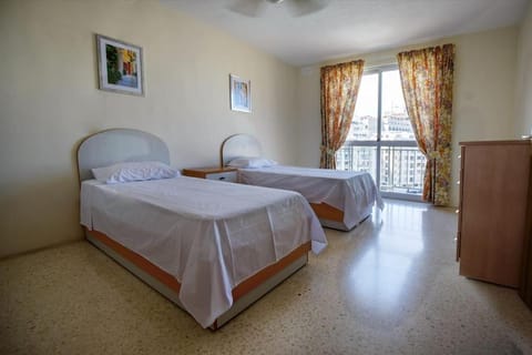 2 Bedrm Apt Seaview Balluta Bay (6) Apartment in Sliema