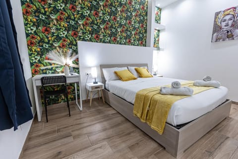 Bed, Bedroom