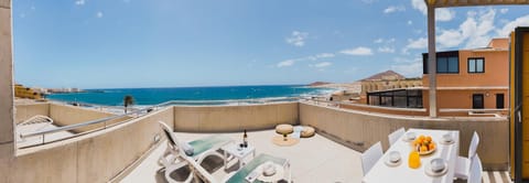 View (from property/room), Balcony/Terrace, Sea view