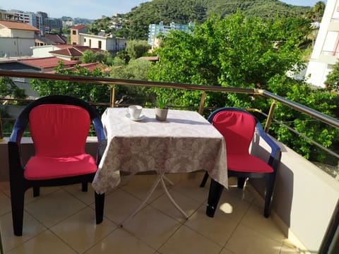 Day, Natural landscape, Balcony/Terrace, Mountain view