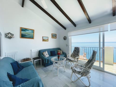 View (from property/room), Balcony/Terrace, Living room