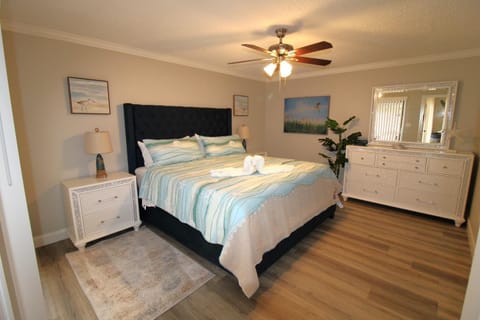PetFriendlySpaciousHomeByCrystalBeachGameRoomPOOL House in Crystal Beach