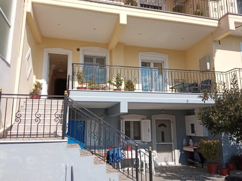 Teo's House 3 Apartment in Kalabaka