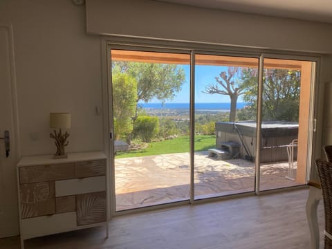 Villa Astree Coté Mer Apartment in La Londe-les-Maures