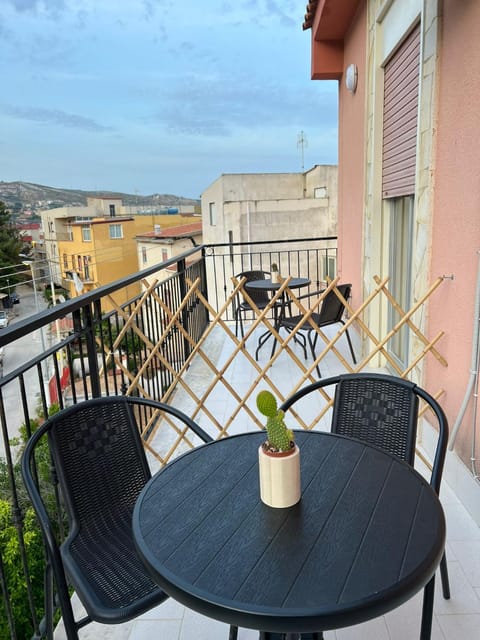 Balcony/Terrace, Balcony/Terrace