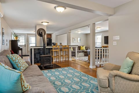 Living room, kitchen