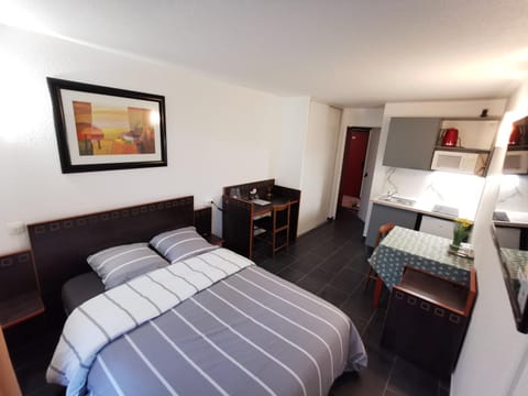 Appart Hotel La Defense Apartment hotel in Puteaux