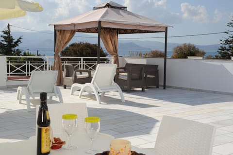 Ariadne Suite Apartment in Naxos, Naxos and Lesser Cyclades, Greece
