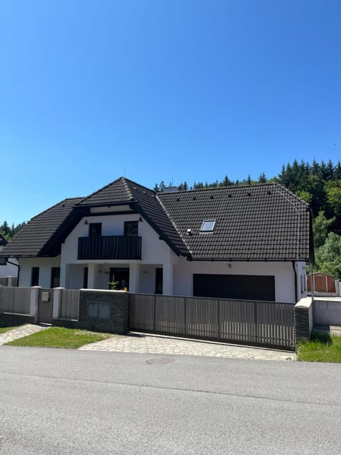 Property building, Street view