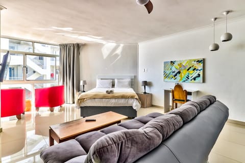 33 Blue Waters Studio Apartment. Apartment in Sea Point