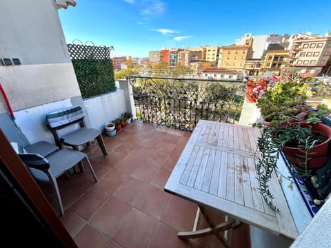 Preciosa casa en Vilajoyosa con vistas al mar en las casas colgantes del casco antiguo House in Villajoyosa