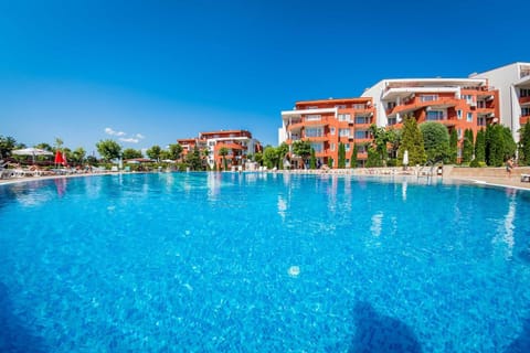 Property building, Pool view, Swimming pool, sunbed