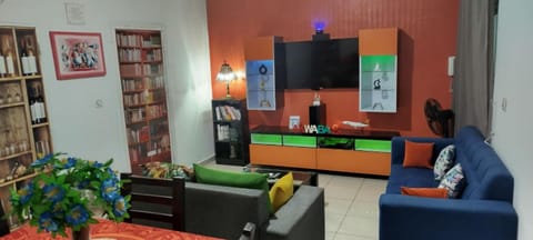 Communal lounge/ TV room, TV and multimedia, Living room