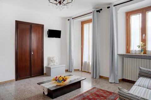 Property building, Living room