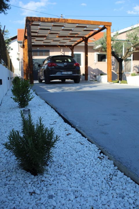 Property building, Garden, Garden view