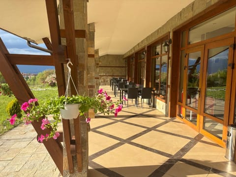 Patio, Spring, Day, Natural landscape, Garden, View (from property/room), Balcony/Terrace, Balcony/Terrace, Garden view