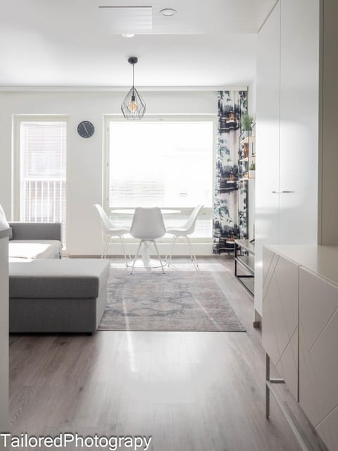 Living room, Photo of the whole room