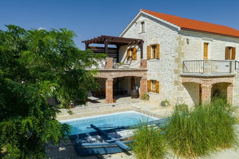 Property building, Facade/entrance, Off site, Swimming pool