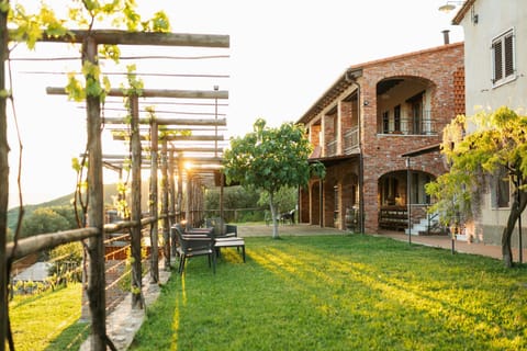 Agriturismo La Burlanda Farm Stay in Sarzana