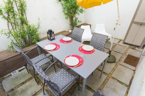 Balcony/Terrace, Dining area