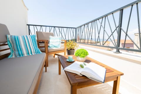 Day, View (from property/room), Balcony/Terrace, Seating area