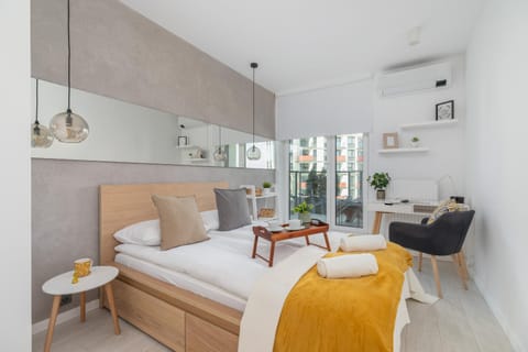 Bed, Bedroom