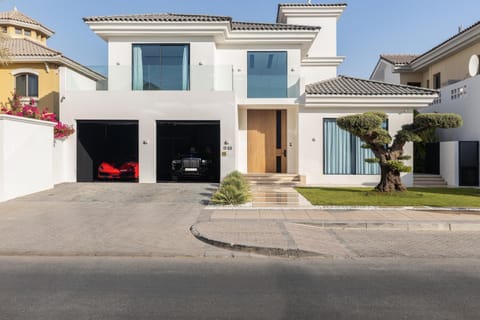 Property building, Day, Garden, Street view