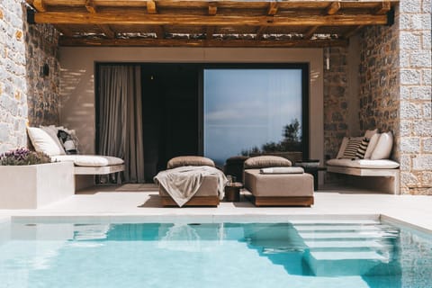 Seating area, Swimming pool, sunbed