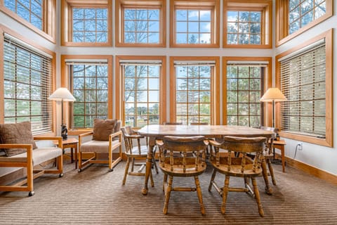 Boyne Mountain Getaway, Unit A Apartment in Michigan