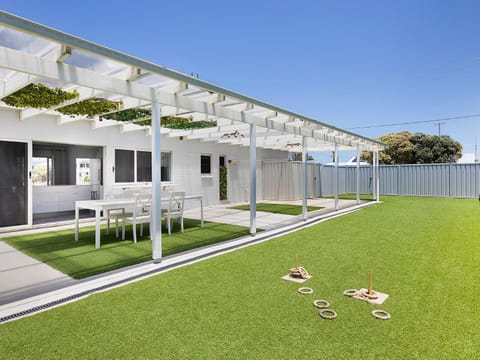 Patio, Garden view