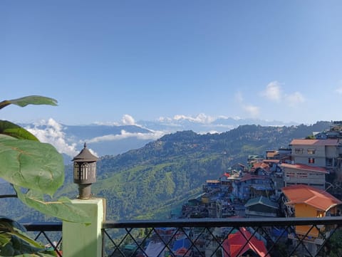 Nearby landmark, Day, Natural landscape, Mountain view