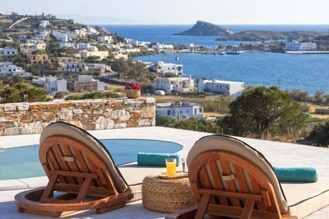 Nearby landmark, Natural landscape, View (from property/room), Balcony/Terrace, City view, Pool view, Sea view, Swimming pool, Swimming pool, sunbed