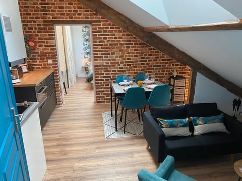 Living room, Dining area, kitchen