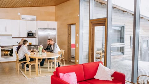 Living room, Dining area, kitchen