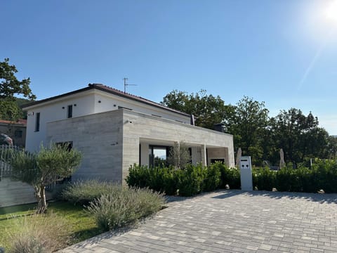 Villa Vitrenik, Cista Velika, Makarska-Imotski House in Split-Dalmatia County