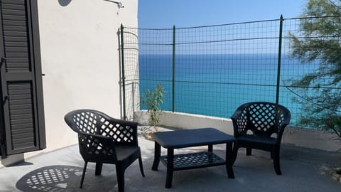 Patio, Natural landscape, View (from property/room), Balcony/Terrace, Sea view