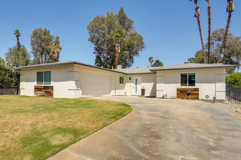Pool and Spa Palm Desert Home Near Golf! House in Indian Wells