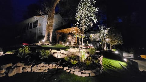Property building, Spring, Night, Garden, Hot Tub, Garden view