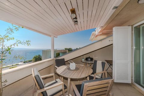 Sea view and More apartment Apartment in Novalja