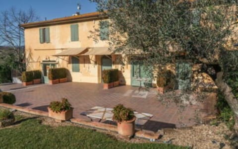 Property building, Patio