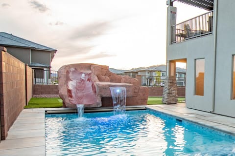 Property building, Aqua park, Pool view, Swimming pool, Swimming pool