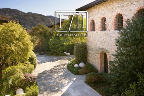 Garden, Inner courtyard view