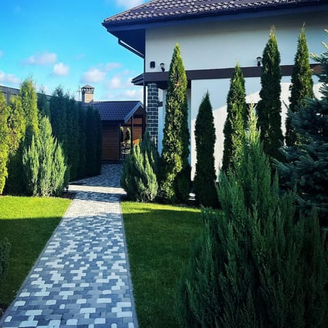 Property building, Garden, Garden, View (from property/room), Garden view, Inner courtyard view
