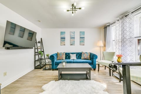 Walk to Downtown Albany Ten Broeck Triangle Apt! Apartment in Albany