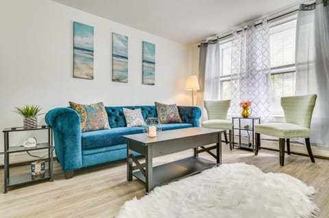 Walk to Downtown Albany Ten Broeck Triangle Apt! Apartment in Albany