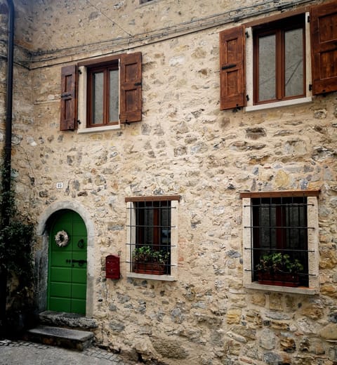 Property building, Day