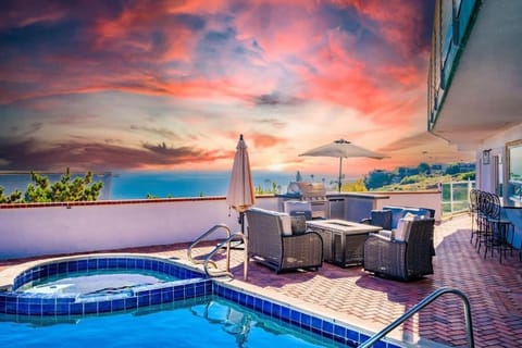 California Dreamin Your Ocean-View Sanctuary House in Pacific Beach