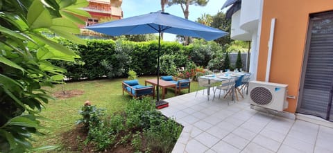 Patio, BBQ facilities, Garden, Garden view, sunbed