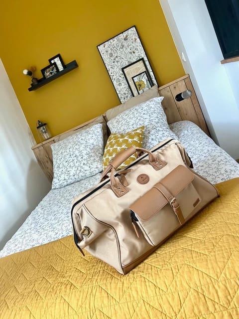 Bed, Bedroom
