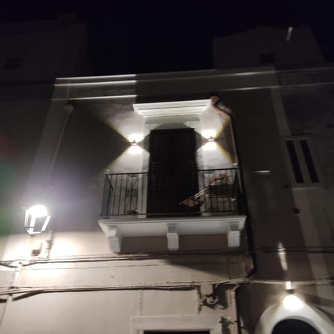 Property building, Night, View (from property/room), Balcony/Terrace
